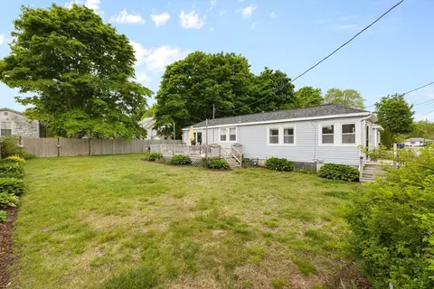 34 13th St, Wareham, MA 02532 photo 5