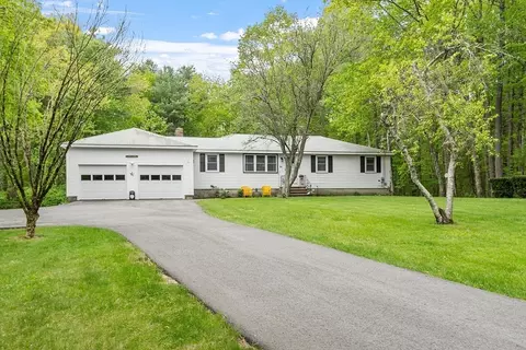 81 Number 6 Schoolhouse Rd, Charlton, MA 01507
