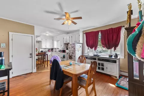 95 Ballard St, Fall River, MA 02721 photo 28
