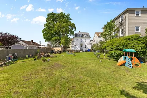 95 Ballard St, Fall River, MA 02721 photo 35