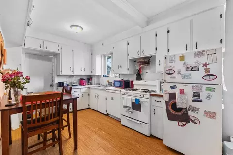 95 Ballard St, Fall River, MA 02721 photo 24