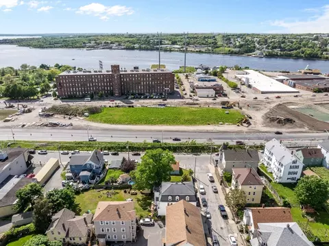 95 Ballard St, Fall River, MA 02721 photo 5