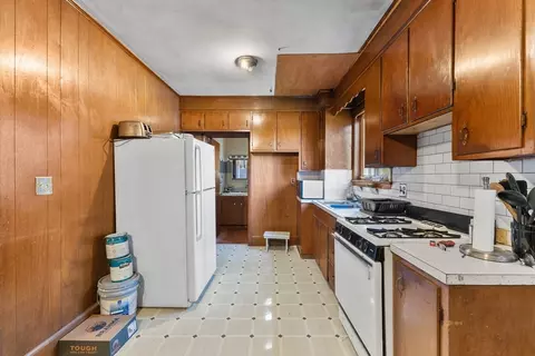 95 Ballard St, Fall River, MA 02721 photo 14