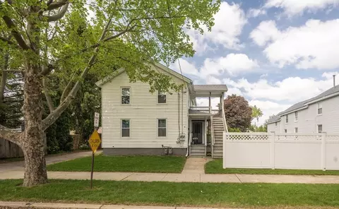 9 Sherman St, Westfield, MA 01085