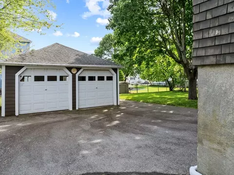365-367 Ames St, Fall River, MA 02721 photo 2