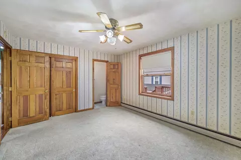 709 Hicks St, Fall River, MA 02724 photo 16