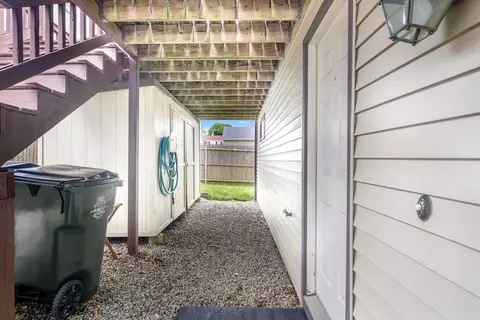 709 Hicks St, Fall River, MA 02724 photo 3