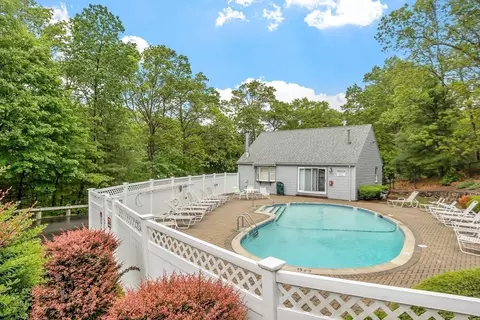 10 Oak Ridge Dr #6, Maynard, MA 01754 photo 26