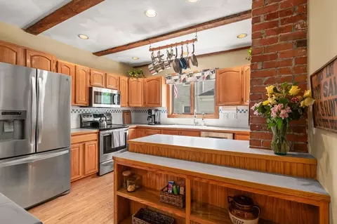 7 Charles, Danvers, MA 01923 photo 4