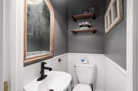 7 Charles, Danvers, MA 01923 photo 7