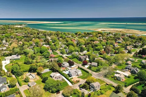 150 Barcliff Ave, Chatham, MA 02633