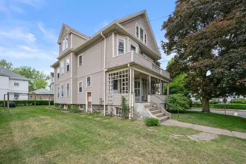 164-166 Church St, Watertown, MA 02472