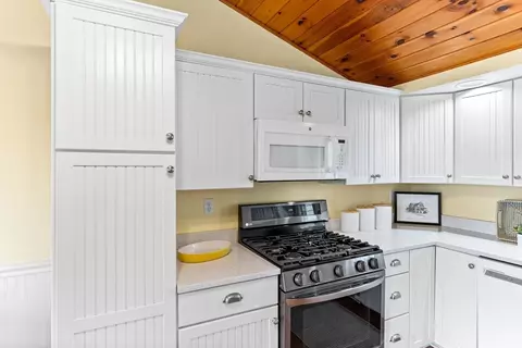 5 South Blvd, Wareham, MA 02558 photo 6