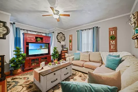 493 Peckham St, Fall River, MA 02721 photo 19