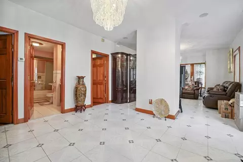 493 Peckham St, Fall River, MA 02721 photo 5