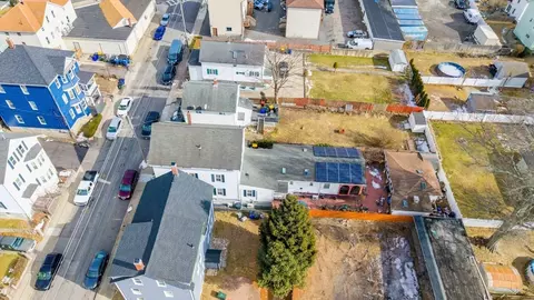 493 Peckham St, Fall River, MA 02721 photo 38
