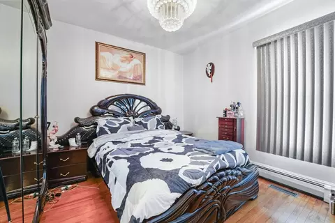 493 Peckham St, Fall River, MA 02721 photo 8