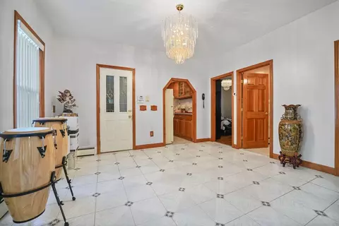 493 Peckham St, Fall River, MA 02721 photo 4