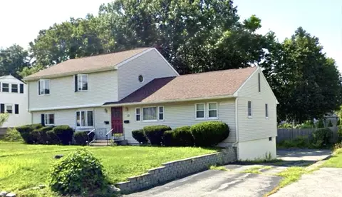 13 Ridgewood Cir, Lawrence, MA 01843