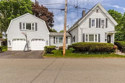 135 Hammond St, Brockton, MA 02302