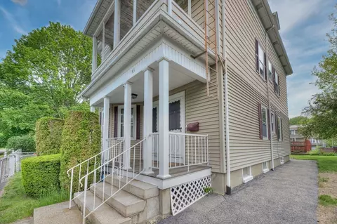 41-43 Lakeside St, Providence, RI 02904