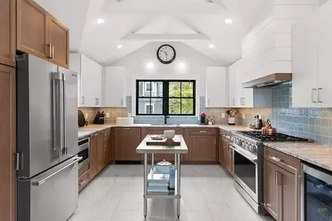9 Upland Rd, Marblehead, MA 01945 photo 6