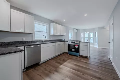 46 Lyons St, Lowell, MA 01852 photo 5