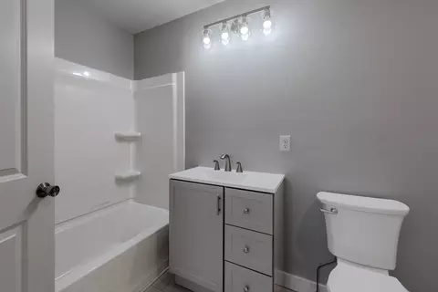 46 Lyons St, Lowell, MA 01852 photo 10