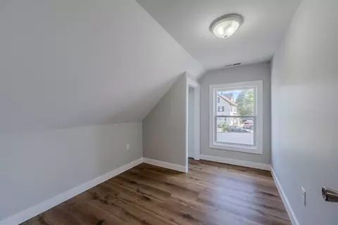 46 Lyons St, Lowell, MA 01852 photo 15