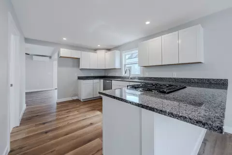 46 Lyons St, Lowell, MA 01852 photo 6