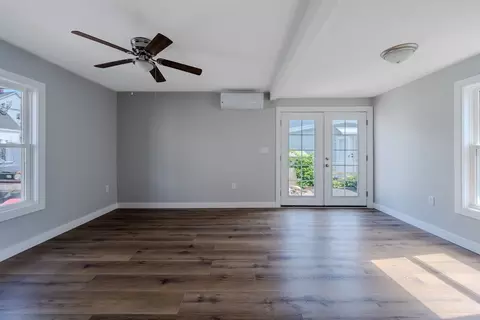 46 Lyons St, Lowell, MA 01852 photo 8