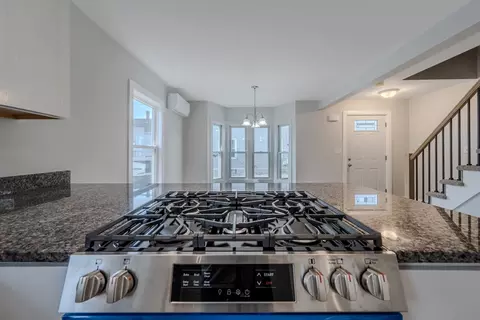 46 Lyons St, Lowell, MA 01852 photo 7
