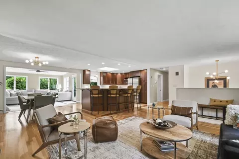 58 Upton Rd, Westborough, MA 01581 photo 4
