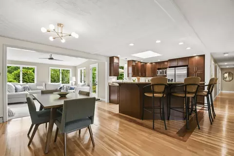 58 Upton Rd, Westborough, MA 01581 photo 9