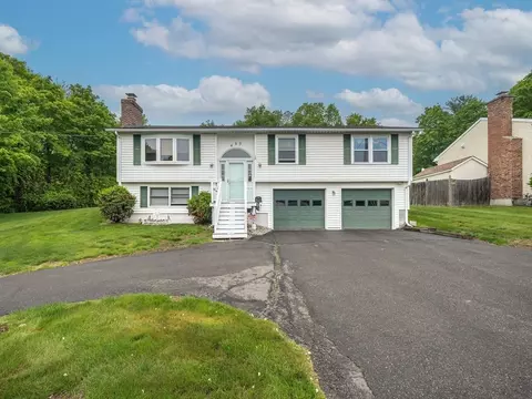 453 Homestead Ave, Holyoke, MA 01040