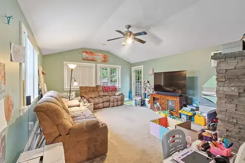 9 Elm St, Ayer, MA 01432 photo 11