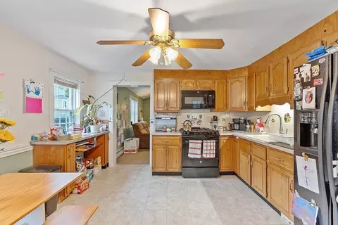 9 Elm St, Ayer, MA 01432 photo 6