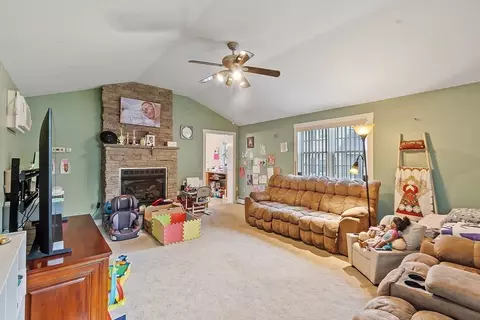 9 Elm St, Ayer, MA 01432 photo 10