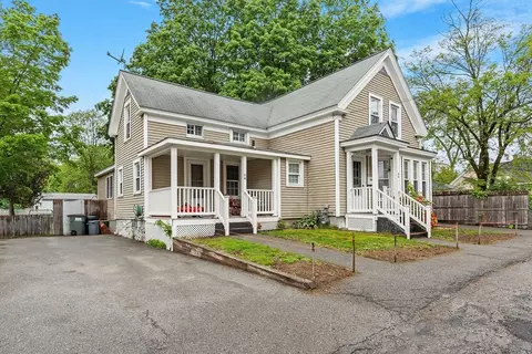 9 Elm St, Ayer, MA 01432 photo 2
