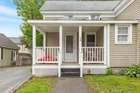 9 Elm St, Ayer, MA 01432 photo 3