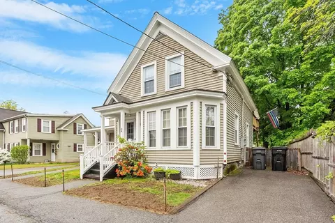 9 Elm St, Ayer, MA 01432