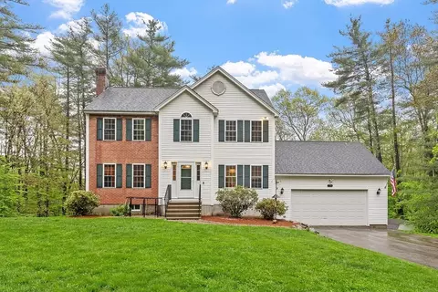 134 Fitchburg Rd, Townsend, MA 01469