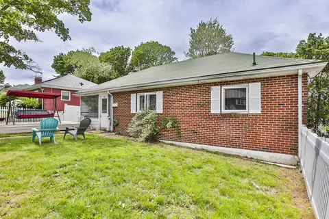 35 Linden Ter, Lynn, MA 01902