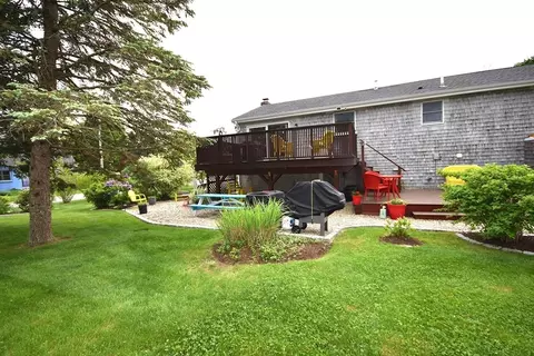 10 Odyssis Dr, Buzzards Bay, MA 02532 photo 8