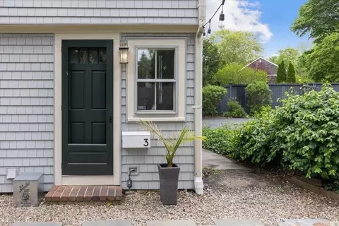 Exterior - 176 South St #3, Hingham, MA 02043 photo 6 of 6
