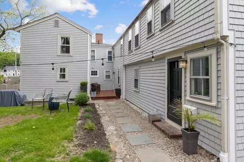 Exterior - 176 South St #3, Hingham, MA 02043 photo 2 of 6