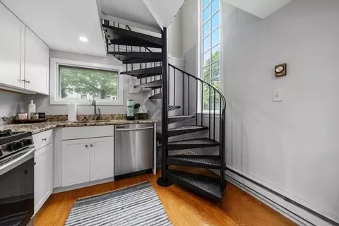 Kitchen - 176 South St #3, Hingham, MA 02043 photo 1 of 2