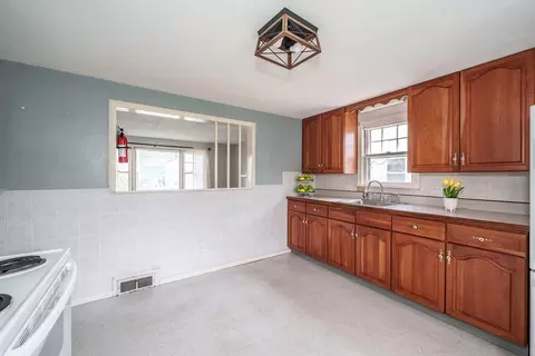 Kitchen - 7 East St, Springfield, MA 01104 photo 3 of 3