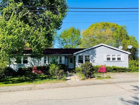 38-40 Hollis St, Randolph, MA 02368