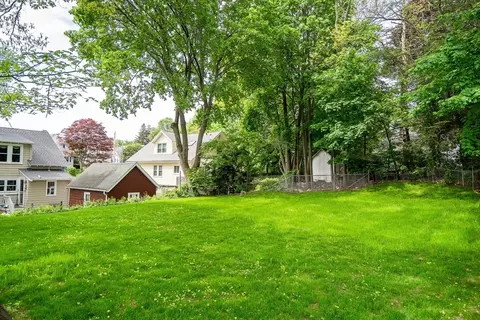 Exterior - 56 Pine Hill Rd, Dedham, MA 02026 photo 6 of 7